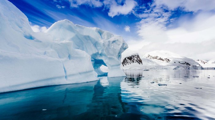 nws-st-antarctica-icebergs-2